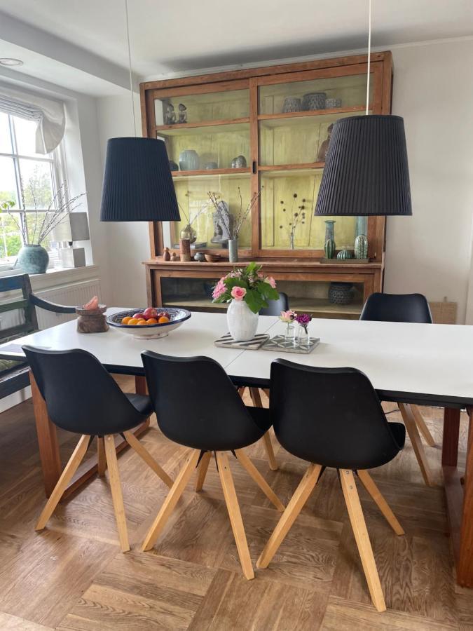 Cool Familyhome Close To The Beach W Two Cuddly Cats Espergærde Exterior foto