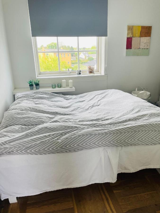 Cool Familyhome Close To The Beach W Two Cuddly Cats Espergærde Exterior foto